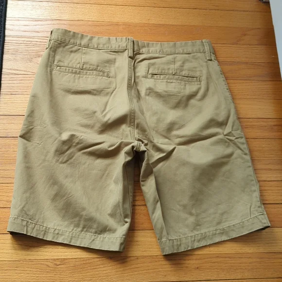 Gap men's khaki shorts size 34 - Picture 6 of 6